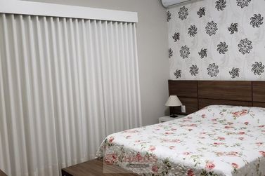 Casa &agrave; venda - 212m&sup2; - Centro