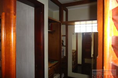 Casa &agrave; venda - 283m&sup2; - Centro
