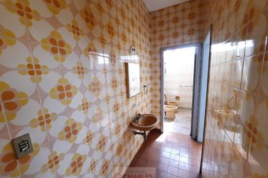 Casa para alugar - 10m&sup2; - Centro