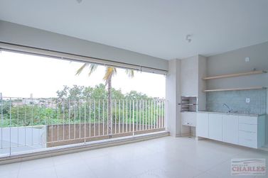 Apartamento &agrave; venda - 95m&sup2; - Centro