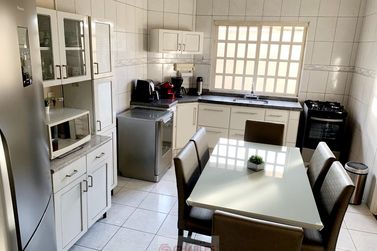 Casa &agrave; venda - 175m&sup2; - Centro