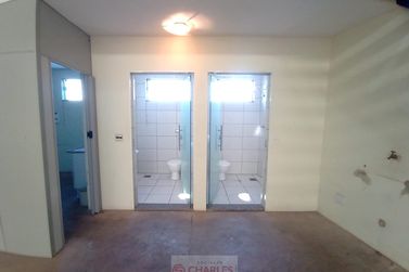 Sal&atilde;o Comercial para alugar - 300m&sup2; - Centro