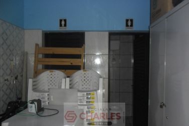 Casa &agrave; venda - 10m&sup2; - Centro