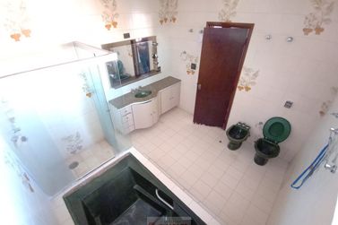 Casa para alugar - 130m&sup2; - Centro