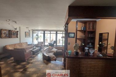 S&iacute;tio para alugar - 634m&sup2; - Centro