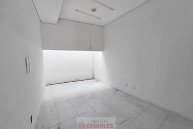 Sala Comercial para alugar - 300m&sup2; - Centro