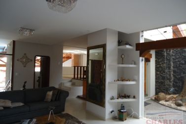 Casa &agrave; venda - 483m&sup2; - Centro