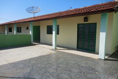 Casa &agrave; venda - 225m&sup2; - Centro