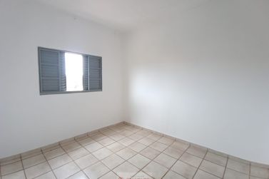 Casa para alugar - 107m&sup2; - Centro