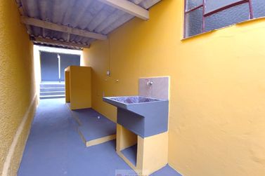 Casa para alugar - 85m&sup2; - Centro