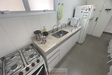 Apartamento &agrave; venda - 86m&sup2; - Centro