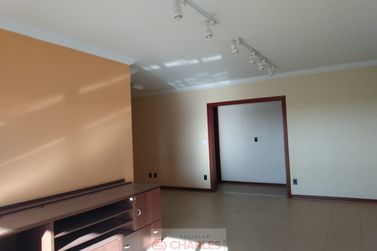 Apartamento &agrave; venda - 180m&sup2; - Centro
