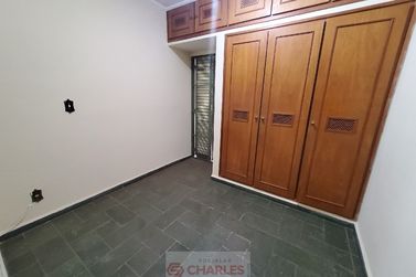 Apartamento &agrave; venda - 110m&sup2; - Centro