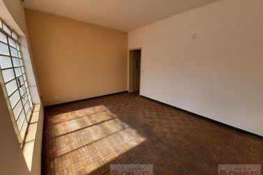 Casa &agrave; venda - 108m&sup2; - Centro