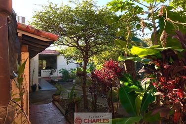 Casa para alugar - 296m&sup2; - Centro