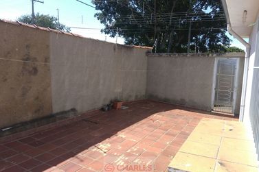 Casa &agrave; venda - 204m&sup2; - Centro