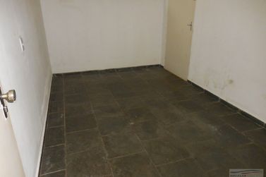 Sala Comercial &agrave; venda - 251m&sup2; - Centro