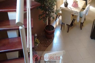 Casa &agrave; venda - 250m&sup2; - Centro