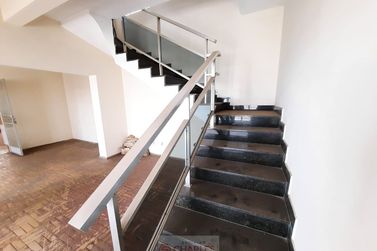 Casa para alugar - 10m&sup2; - Centro