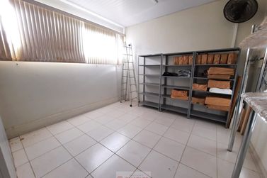 Sala Comercial para alugar - 205m&sup2; - Centro
