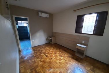 Casa &agrave; venda - 128m&sup2; - Centro