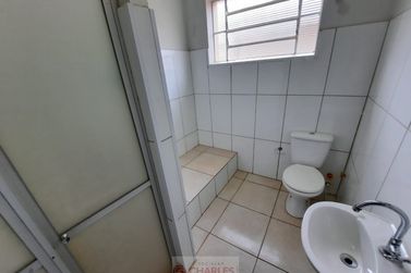 Sal&atilde;o Comercial para alugar - 182m&sup2; - Centro