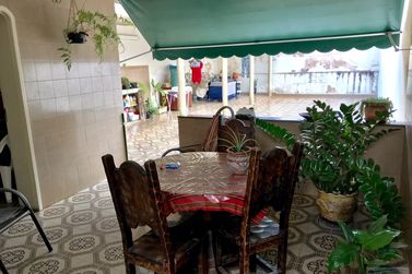 Casa &agrave; venda - 255m&sup2; - Centro