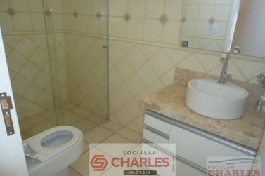 Casa &agrave; venda - 208m&sup2; - Centro