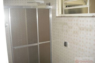 Casa &agrave; venda - 300m&sup2; - Centro