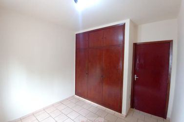 Casa para alugar - 85m&sup2; - Centro