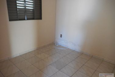 Casa &agrave; venda - 70m&sup2; - Centro