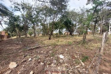 S&iacute;tio &agrave; venda - 10m&sup2; - Centro
