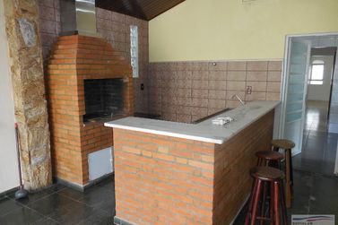 Casa &agrave; venda - 172m&sup2; - Centro