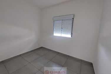 Apartamento para alugar - 48m&sup2; - Centro