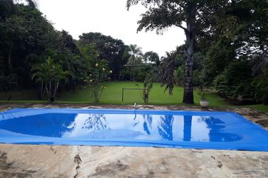 S&iacute;tio &agrave; venda - 10m&sup2; - Centro