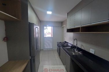 Apartamento &agrave; venda - 93m&sup2; - Centro
