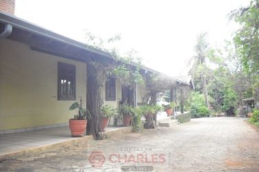 S&iacute;tio &agrave; venda - 10m&sup2; - Centro