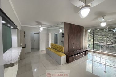 Apartamento &agrave; venda - 103m&sup2; - Centro
