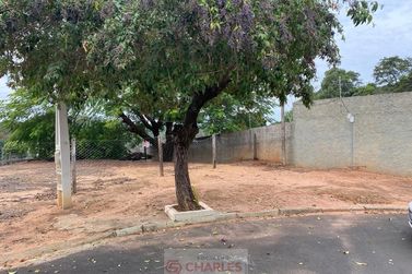 Terreno &agrave; venda - 10m&sup2; - Centro