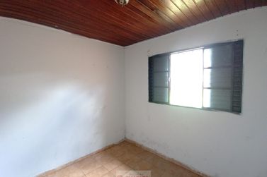 Casa &agrave; venda - 90m&sup2; - Centro