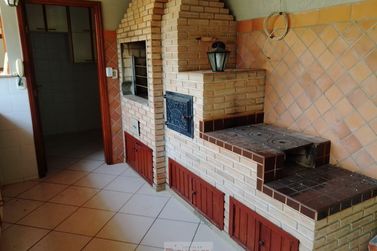 Casa &agrave; venda - 280m&sup2; - Centro