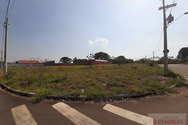 Terreno &agrave; venda - 10m&sup2; - Centro