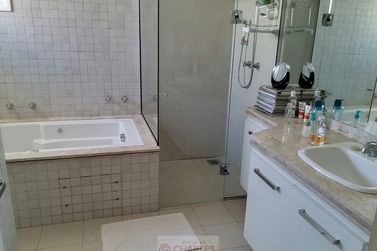 Casa &agrave; venda - 320m&sup2; - Centro