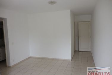 Apartamento &agrave; venda - 74m&sup2; - Centro