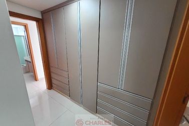 Apartamento &agrave; venda - 282m&sup2; - Centro