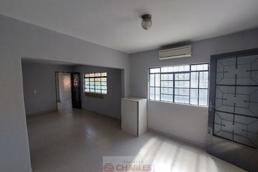 Casa &agrave; venda - 140m&sup2; - Centro