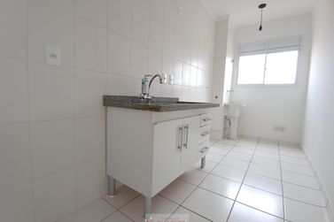 Apartamento para alugar - 46m&sup2; - Centro
