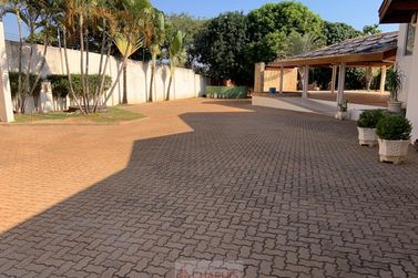 S&iacute;tio &agrave; venda - 800m&sup2; - Centro