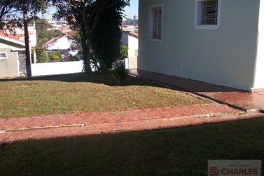 Casa para alugar - 357m&sup2; - Centro