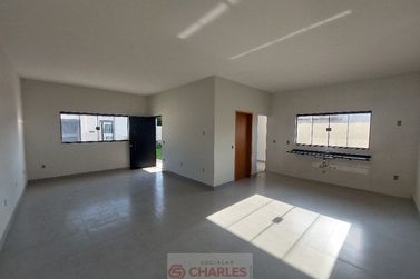 Casa &agrave; venda - 105m&sup2; - Centro